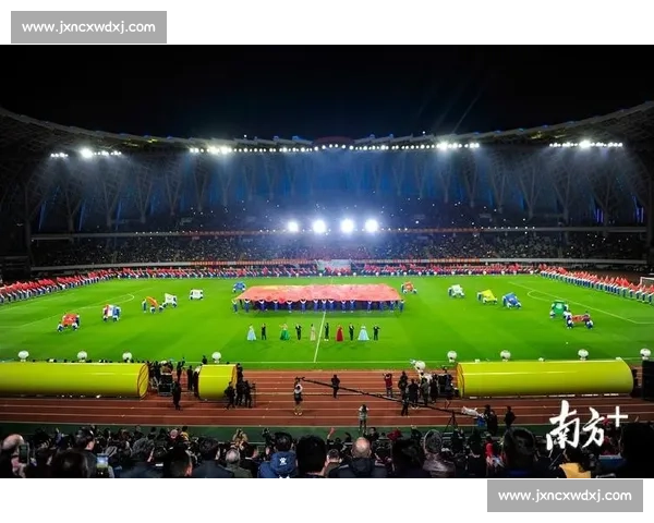 足球之乡杨浦 “杨超” 落幕，黑马登顶六组桂冠